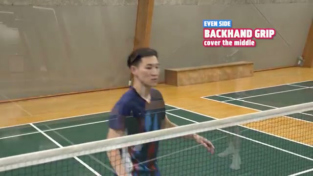接發球拍面保持前置
