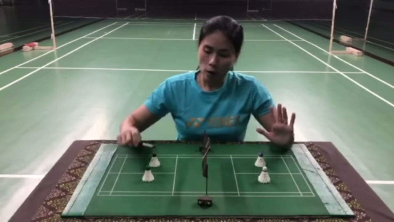 觸網失誤