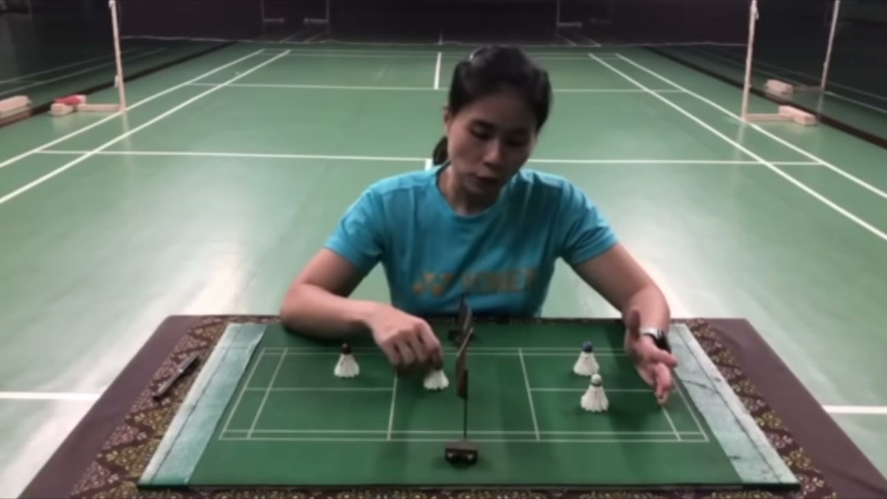 過網擊球失誤