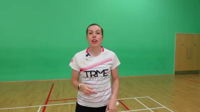 正手對角切球（Cross-Court Slice）戰術應用